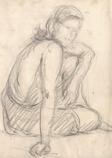 Сидящая девушка.