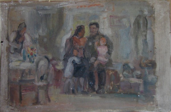 Женщина и мужчина с ребенком на руках